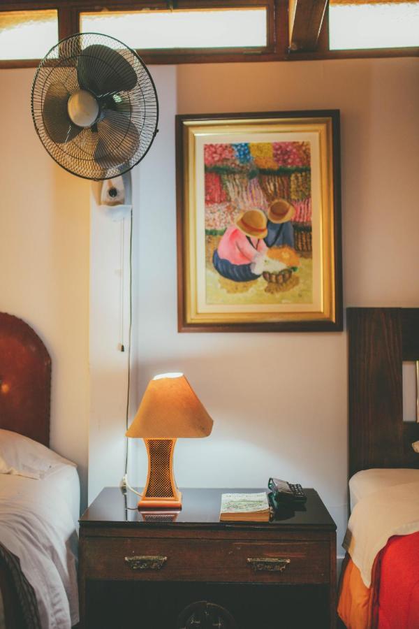 Hotel Excalibur Lima Extérieur photo